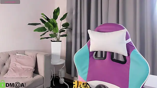 Snapshot of Bonni_Meiz chatting on 02-15-26, 03:03 Bonni Meiz online show from 02-15-26, 03:03