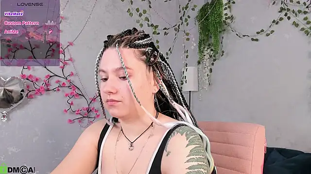 Snapshot of Bonni_Meiz chatting on 02-20-26, 03:03 Bonni Meiz online show from 02-20-26, 03:03