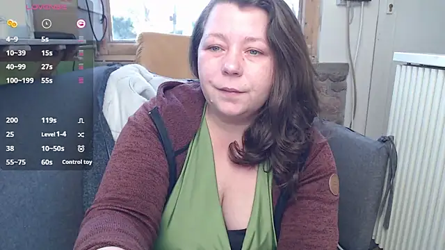 Snapshot of KasiaPrivat chatting on 01-13-25, 10:03 KasiaPrivat online show from 01-13-25, 10:03