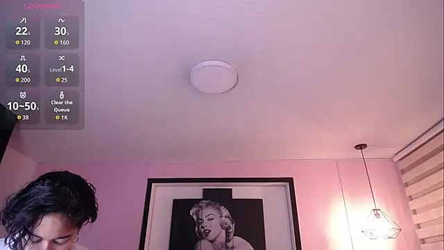 Lili Gomez  online show from 09-26-25, 12:42