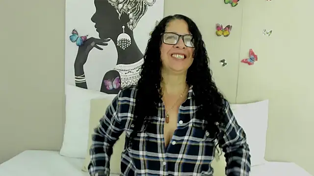 Adelesmithh online show from 12-02-25, 11:37