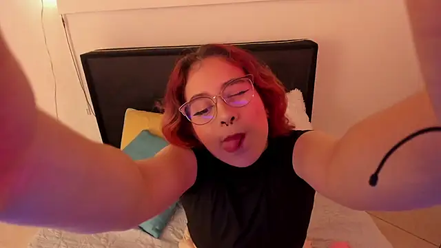 Emyli rousse  online show from 01-20-25, 02:03