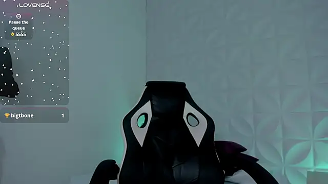 stephanya  online show from 03-19-25, 10:20