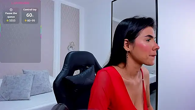 stephanya  online show from 10-07-25, 02:31