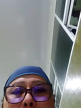 Snapshot of Darly_Gomez chatting on 01-19-25, 12:28 Darly Gomez online show from 01-19-25, 12:28