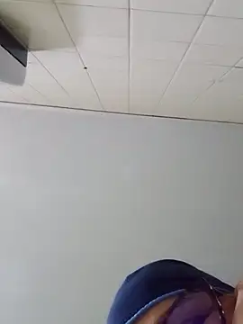 Snapshot of Darly_Gomez chatting on 01-29-25, 02:51 Darly Gomez online show from 01-29-25, 02:51