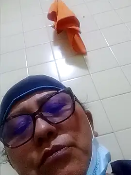 Snapshot of Darly_Gomez chatting on 01-31-25, 12:39 Darly Gomez online show from 01-31-25, 12:39