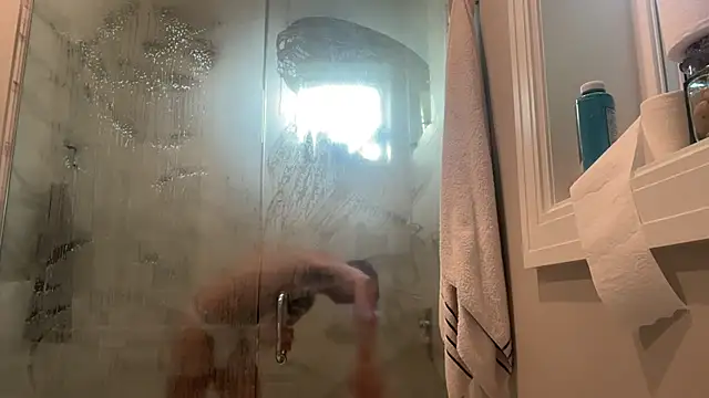 69woodinson online show from 12-18-25, 01:17