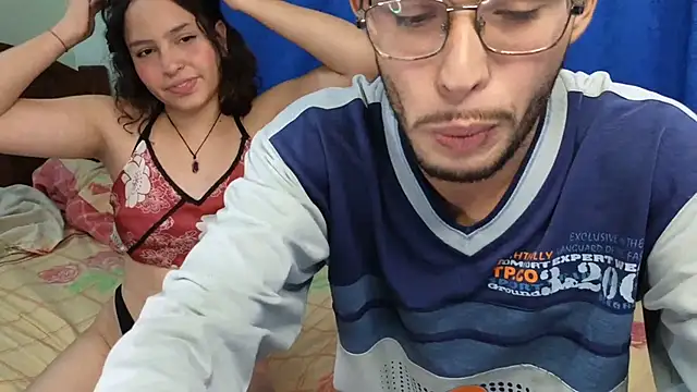 Snapshot of YuKinaHentaiI chatting on 01-13-25, 01:34 YuKinaHentaiI online show from 01-13-25, 01:34