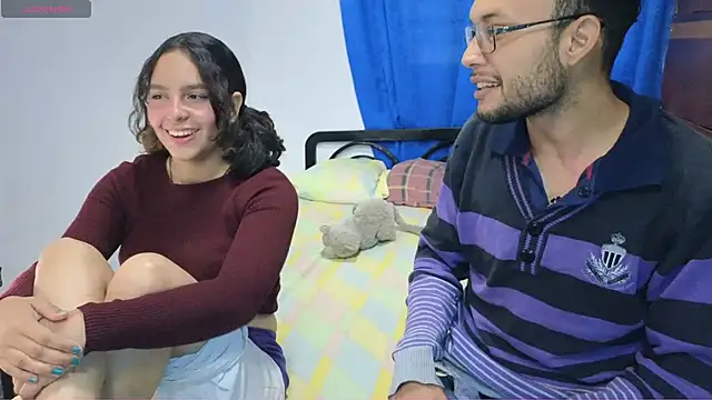 Snapshot of YuKinaHentaiI chatting on 02-12-25, 12:33 YuKinaHentaiI online show from 02-12-25, 12:33