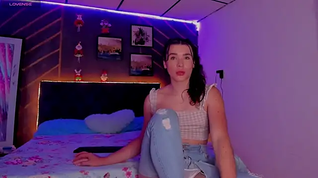 Snapshot of elafranco_ chatting on 12-07-24, 08:05 elafranco online show from 12-07-24, 08:05