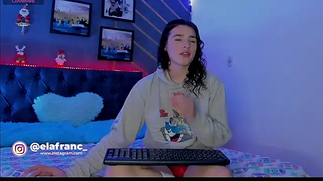 Snapshot of elafranco_ chatting on 12-25-24, 10:16 elafranco online show from 12-25-24, 10:16