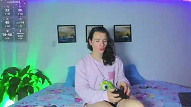 elafranco  online show from 11-21-25, 04:44