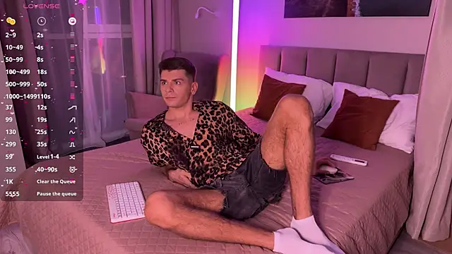 Walt Enjoy online show from 11-21-25, 05:33