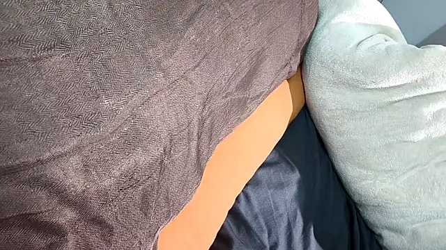 Weiwei5200 online show from 02-21-26, 11:28