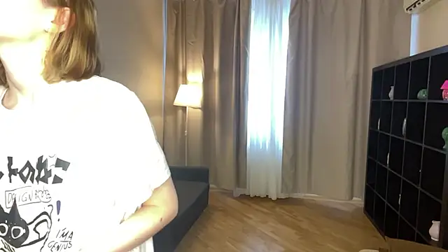 Snapshot of MoiraHavins chatting on 02-01-26, 07:18 MoiraHavins online show from 02-01-26, 07:18