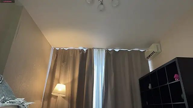 Snapshot of MoiraHavins chatting on 02-13-26, 06:42 MoiraHavins online show from 02-13-26, 06:42