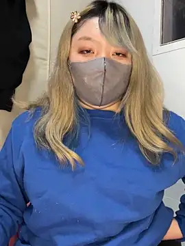 YUNA-yuna online show from 01-03-25, 02:51