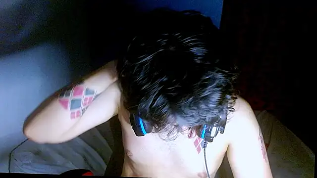 Charley quin online show from 04-11-26, 11:31