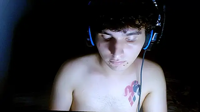 Charley quin online show from 04-13-26, 11:43