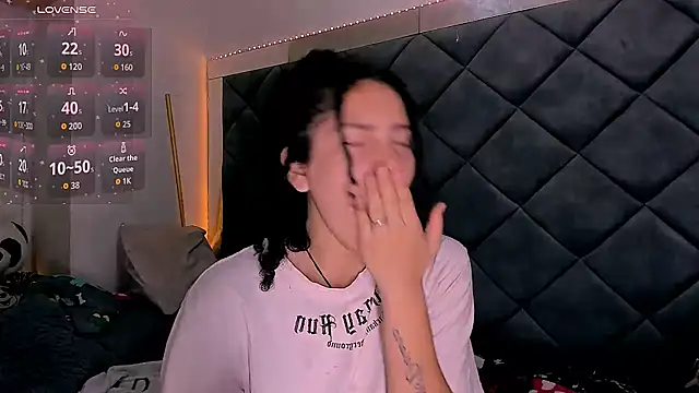 Nellyhills online show from 10-28-25, 09:57