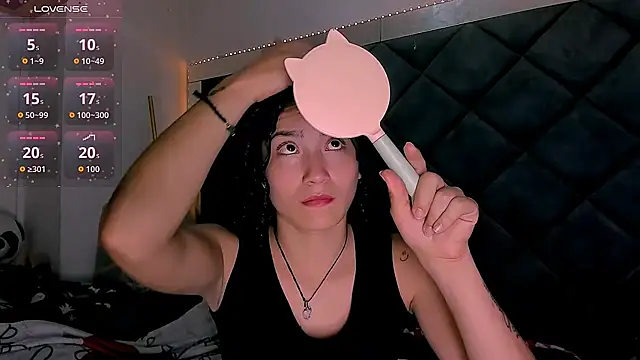 Nellyhills online show from 10-29-25, 04:53