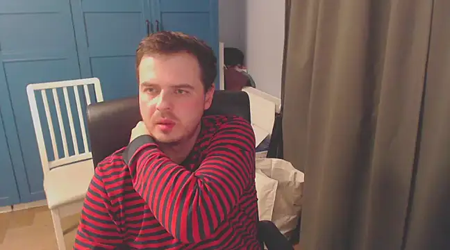 Snapshot of CuteMan33 chatting on 12-16-24, 08:48 CuteMan33 online show from 12-16-24, 08:48