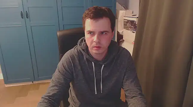 Snapshot of CuteMan33 chatting on 12-23-24, 04:12 CuteMan33 online show from 12-23-24, 04:12