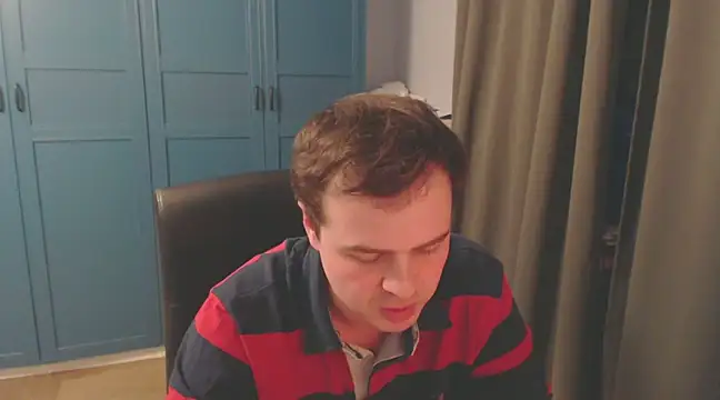 Snapshot of CuteMan33 chatting on 01-11-25, 01:27 CuteMan33 online show from 01-11-25, 01:27