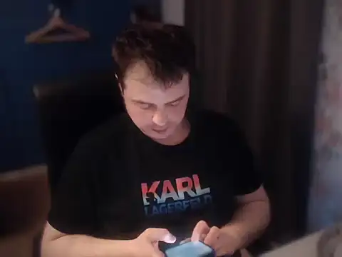 CuteMan33 online show from 02-22-26, 03:43