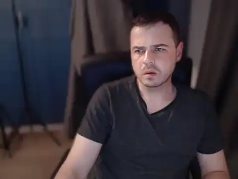Snapshot of CuteMan33 chatting on 07-15-26, 08:03 CuteMan33 online show from 07-15-26, 08:03
