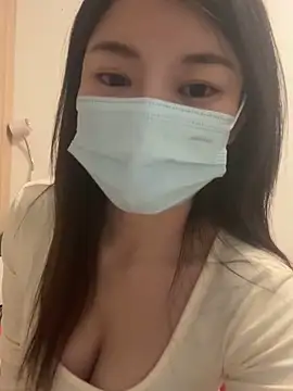 Snapshot of lululu-sweet chatting on 12-15-24, 05:10 lululu-sweet online show from 12-15-24, 05:10