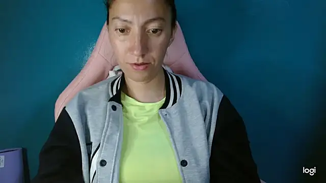 Snapshot of kaybabyhot chatting on 02-10-26, 02:48 kaybabyhot online show from 02-10-26, 02:48