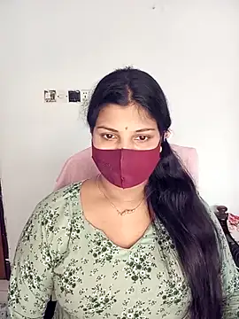 Hot-Angel  online show from 11-05-25, 04:23