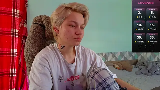 esajukyy online show from 03-13-25, 04:38