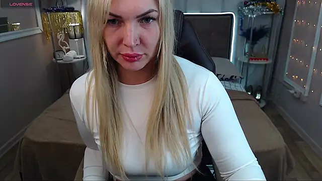 lissa voxx online show from 01-14-25, 06:13