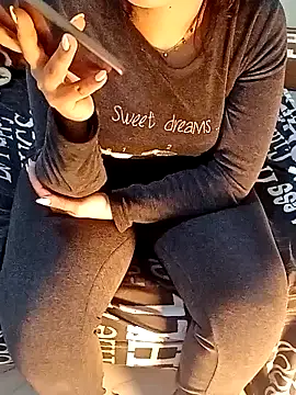 ShadiaStar online show from 01-18-25, 09:55