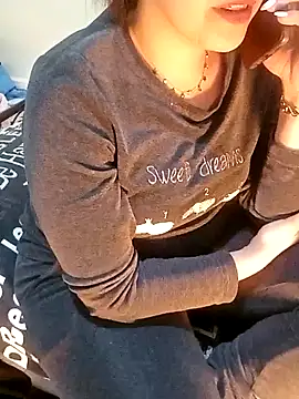 ShadiaStar online show from 01-19-25, 10:49