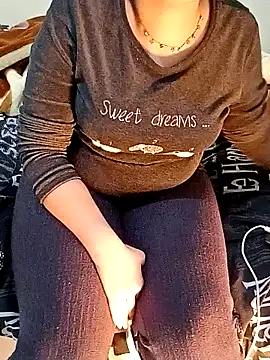 ShadiaStar online show from 01-21-25, 10:41