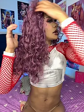 Snapshot of babylinsie chatting on 12-04-25, 06:16 babylinsie online show from 12-04-25, 06:16