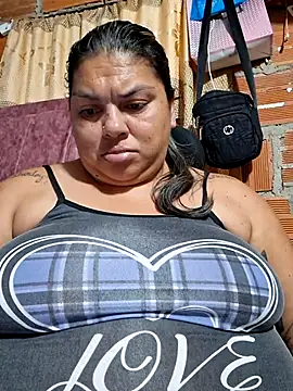Snapshot of chubby_sexy_big_tits chatting on 10-22-25, 12:33 chubby sexy big tits online show from 10-22-25, 12:33