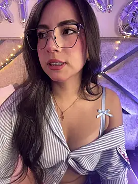 Melody 04 online show from 02-18-26, 03:35