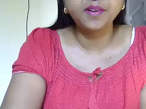 Snapshot of Suhana-sapna chatting on 02-10-25, 03:13 Suhana-sapna online show from 02-10-25, 03:13