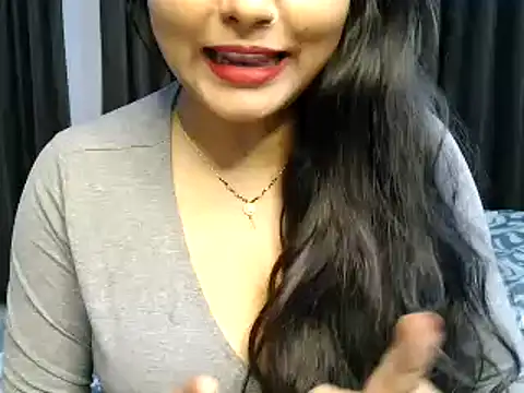 Hritvika online show from 12-17-25, 04:35