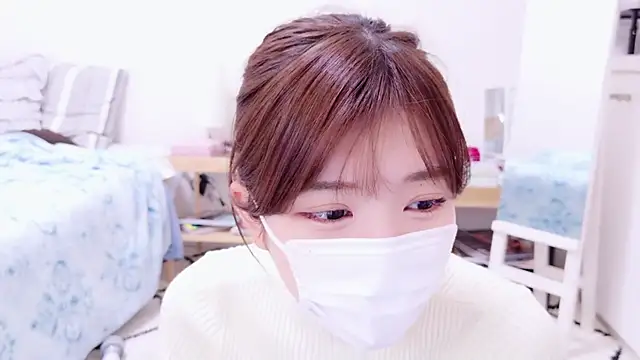 Snapshot of Runarunapi chatting on 01-07-25, 03:57 Runarunapi online show from 01-07-25, 03:57