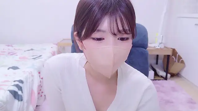 Snapshot of Runarunapi chatting on 09-28-25, 02:39 Runarunapi online show from 09-28-25, 02:39