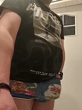 Snapshot of Alek7788 chatting on 02-16-26, 03:19 Alek7788 online show from 02-16-26, 03:19