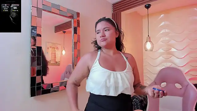 natasha adams22 online show from 10-18-25, 12:57