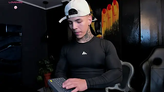 Flynn Riider online show from 09-24-25, 11:24