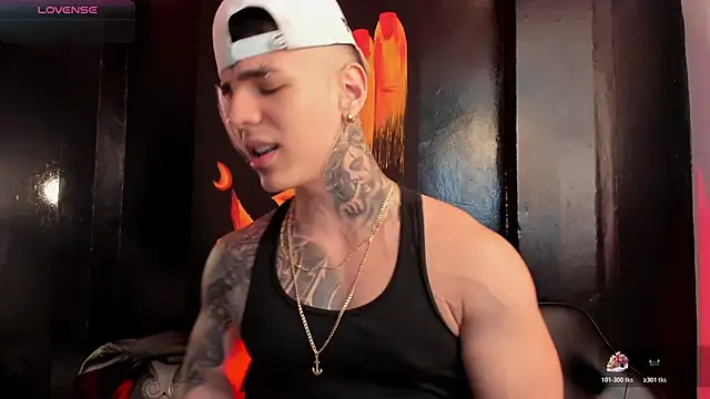 Snapshot of Flynn_Riider chatting on 02-13-26, 05:42 Flynn Riider online show from 02-13-26, 05:42